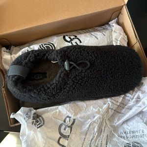 UGG plushy Slipper
